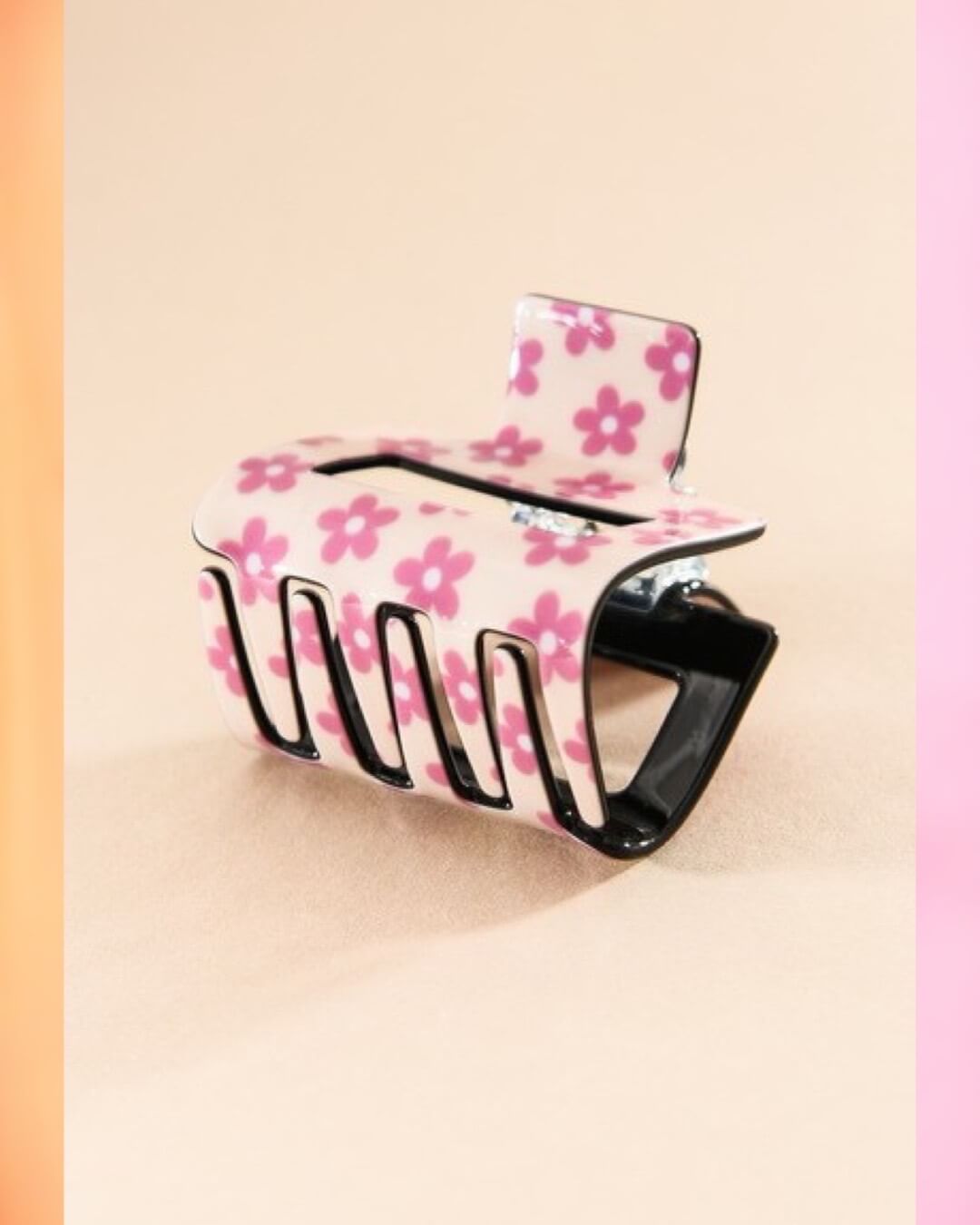 90's Style Lilac Floral Fun Claw