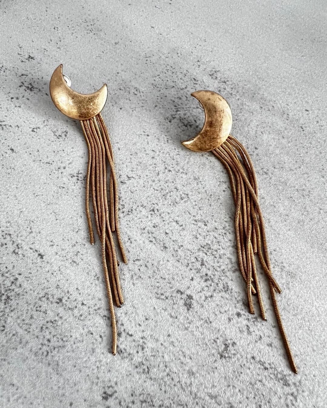 Gold moon dropp