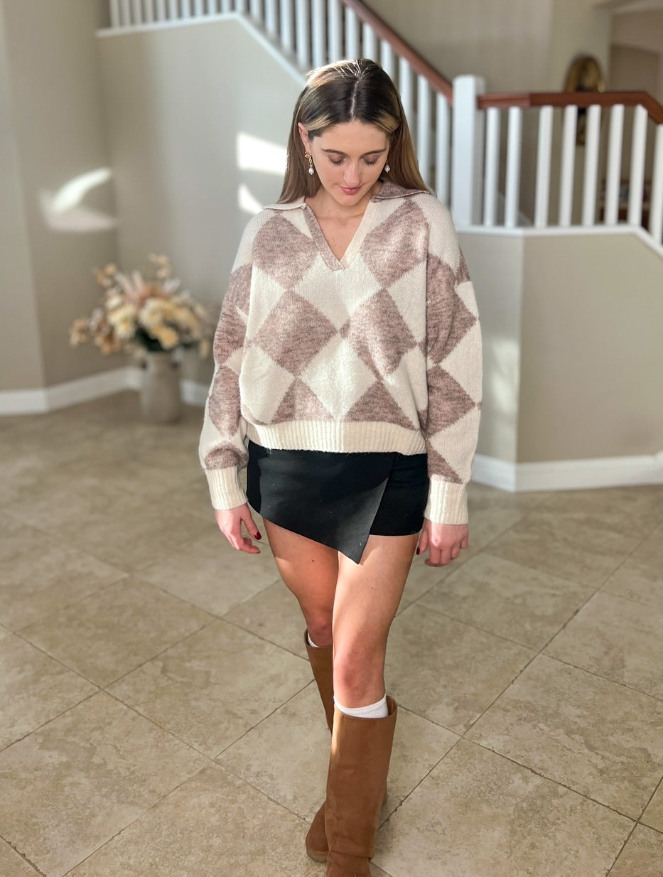 NEW ARRIVAL - Oversized Diamond Sweater - H2403