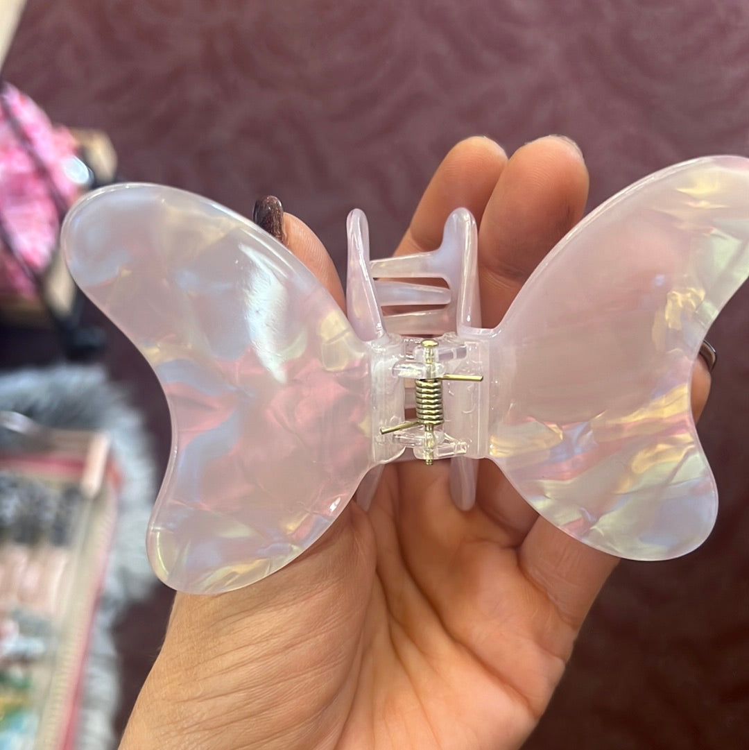 Large butterfly shape claw