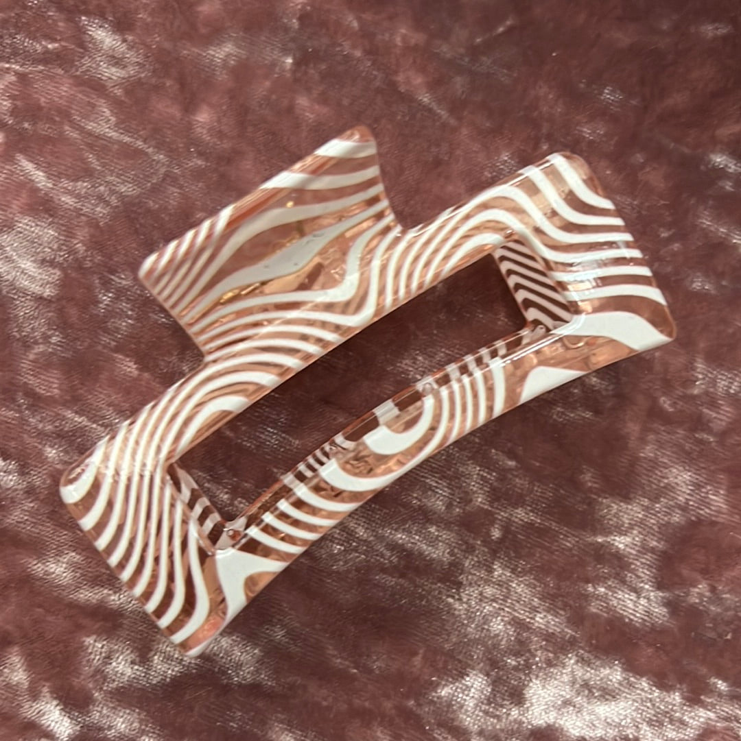 Tan zebra claw