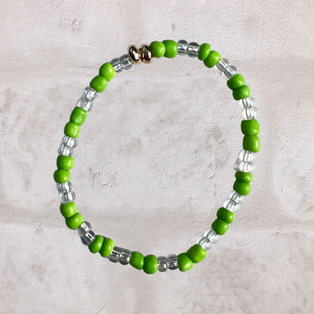Green and Clear Mixed Beaded Bracelet - 6.75 inches