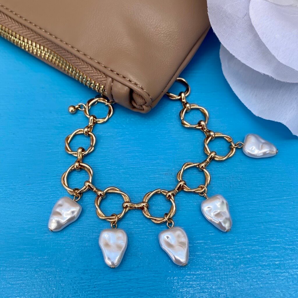 Pearly Pleasure - Fresh Water Pearl Bracelet