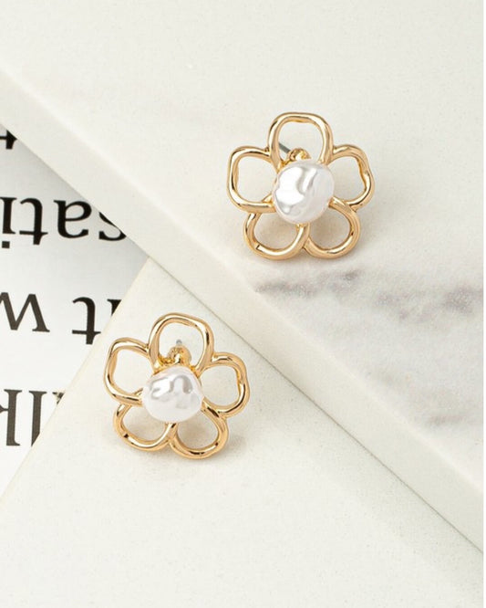 Gold Pearl Flower Earrings