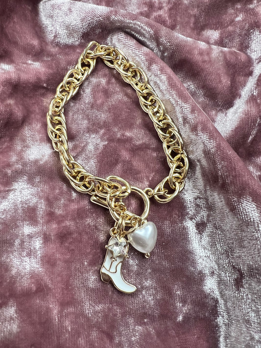 Gold chunky boot bracelet