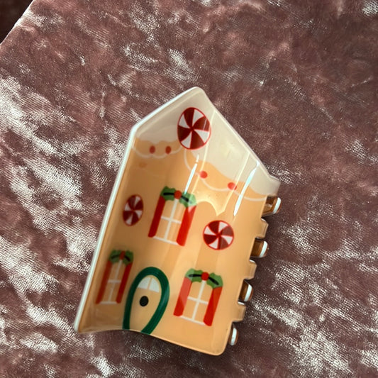 Gingerbread claw