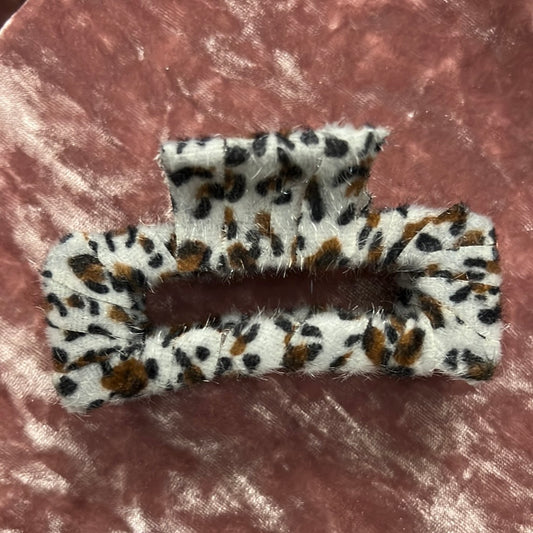 Leopard claw furry
