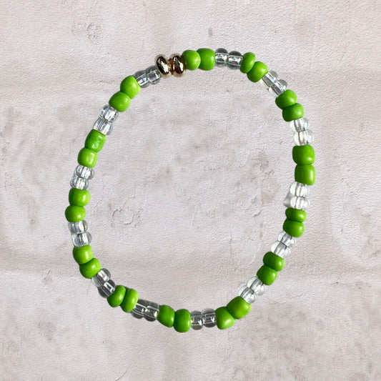 Green and Clear Mixed Beaded Bracelet - 6.75 inches